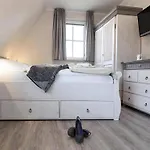 Luxushaus Boddenkueste Mit Sauna Ferienhaus Fuhlendorf (Mecklenburg-Vorpommern)